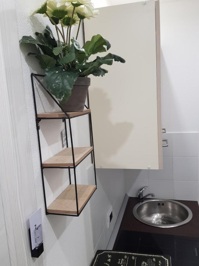 Red Moon Appartement *